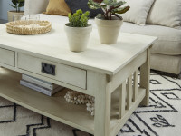 How to transform old furniture with chalk paint